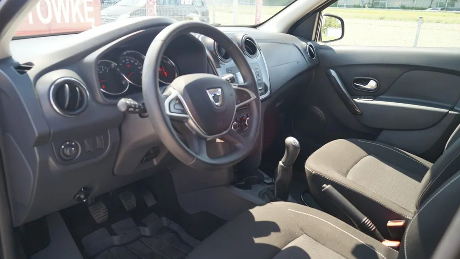 DACIA Sandero -