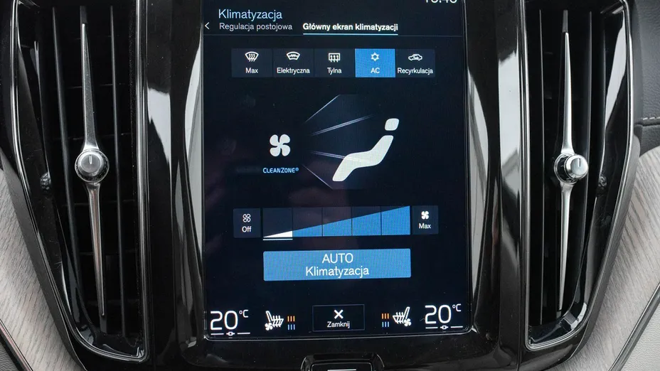 VOLVO XC60 -