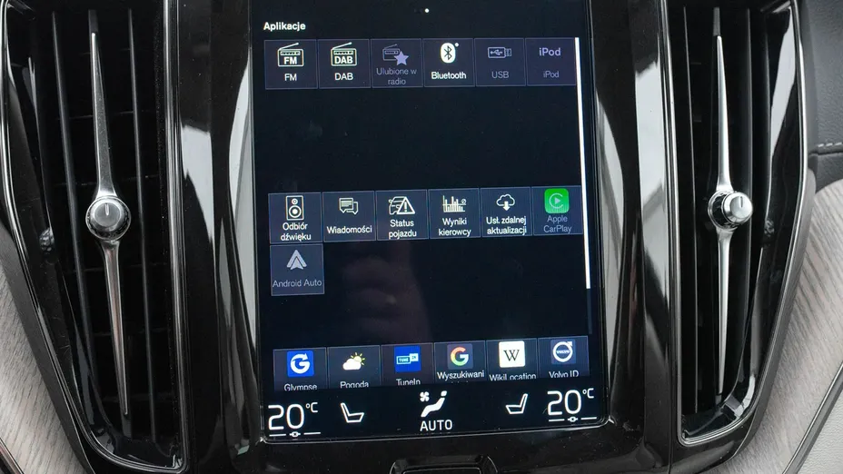 VOLVO XC60 -