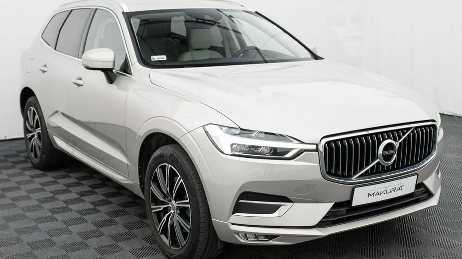 VOLVO XC60 -