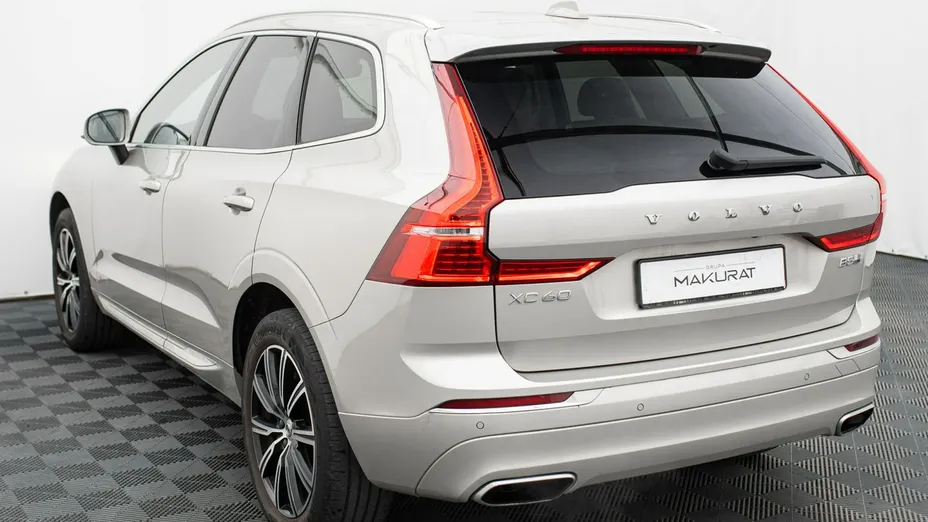 VOLVO XC60 -