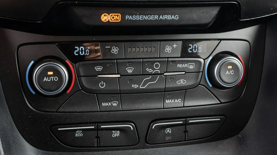 FORD Transit Connect -