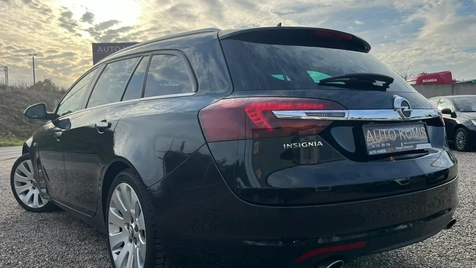 OPEL Insignia -