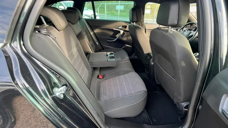 OPEL Insignia -