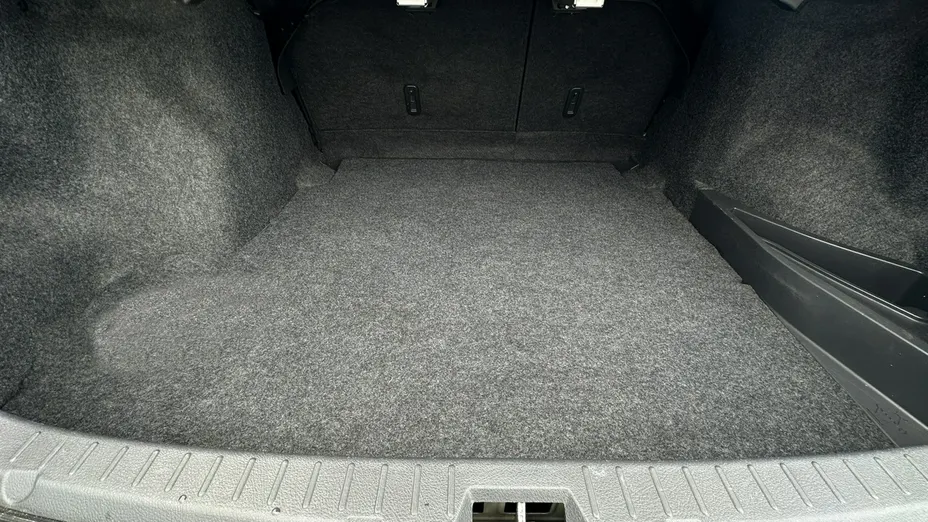 TOYOTA Corolla -