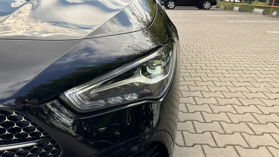 MERCEDES-BENZ CLA -