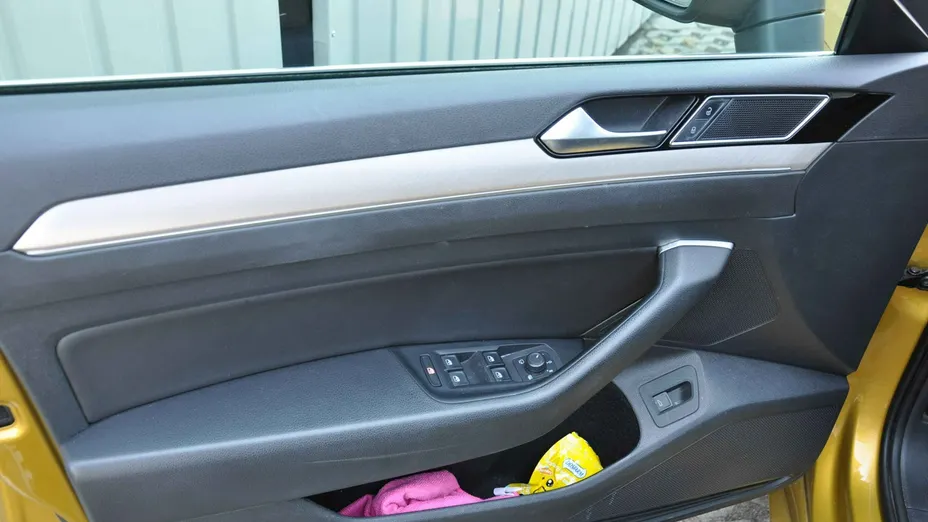 VOLKSWAGEN Arteon -