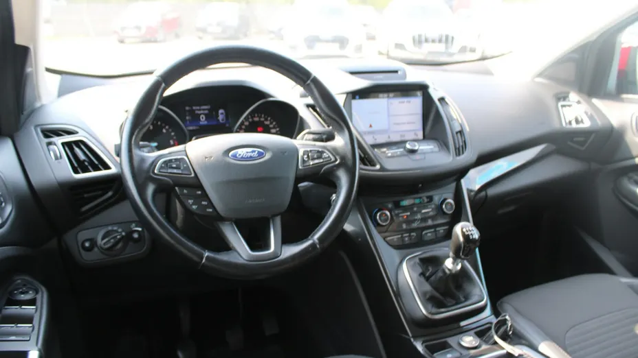 FORD Kuga -