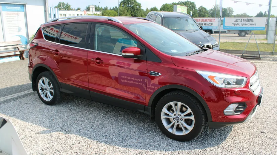 FORD Kuga -