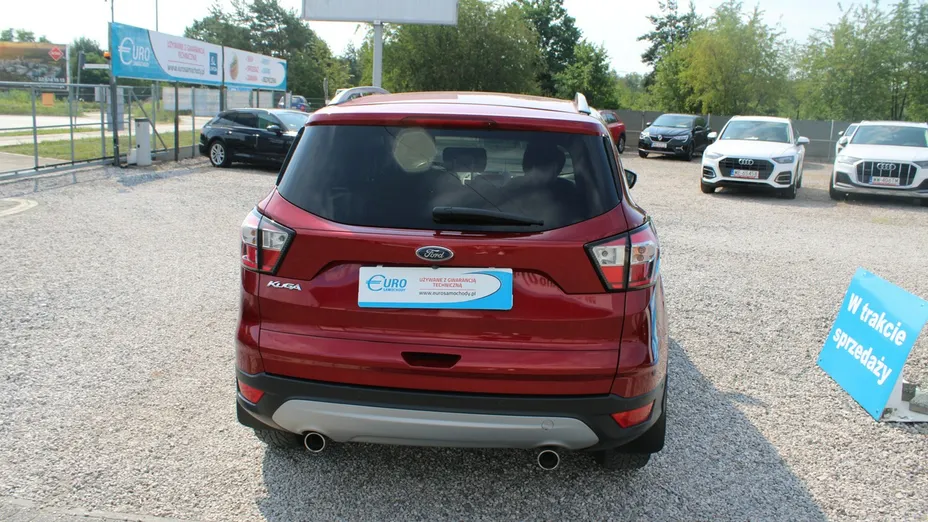 FORD Kuga -