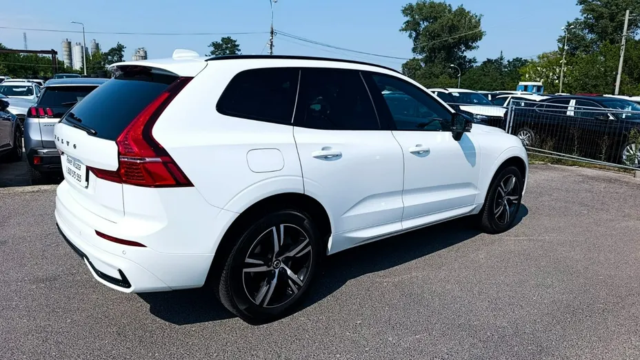 VOLVO XC60 -