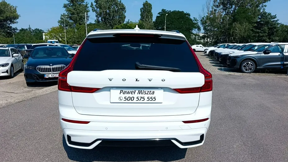 VOLVO XC60 -