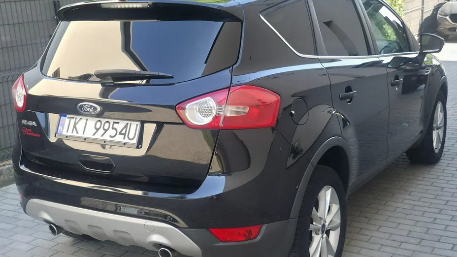 FORD Kuga -