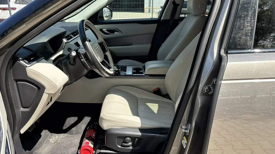 LAND ROVER Range Rover Velar -