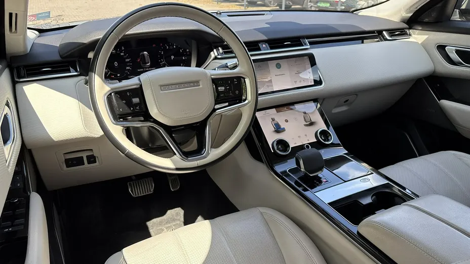LAND ROVER Range Rover Velar -