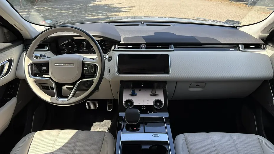 LAND ROVER Range Rover Velar -