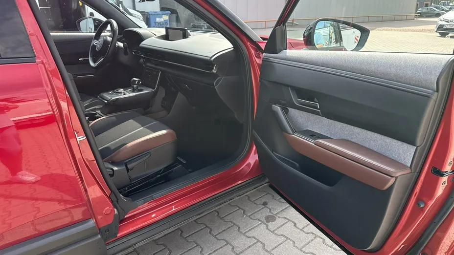 MAZDA MX-30 -