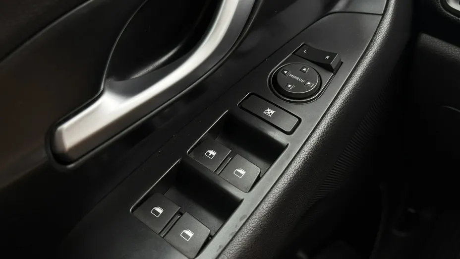 HYUNDAI i30 -