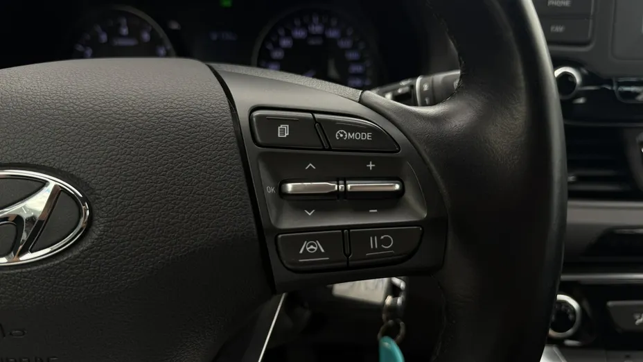 HYUNDAI i30 -