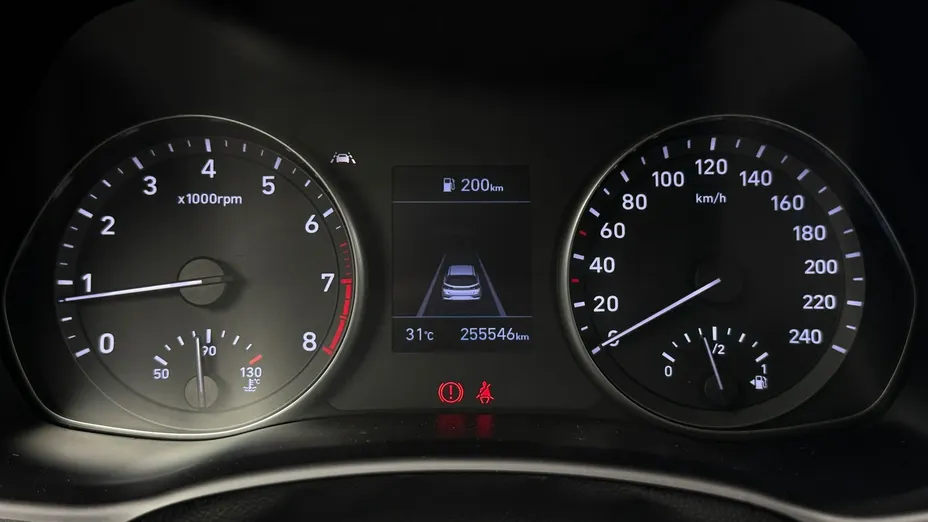 HYUNDAI i30 -