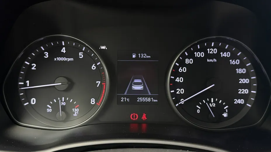 HYUNDAI i30 -