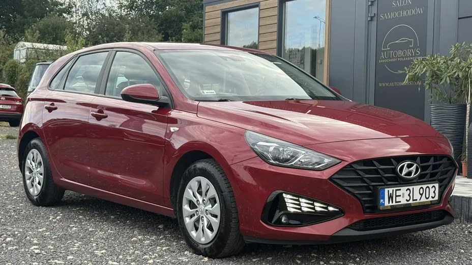 HYUNDAI i30 -