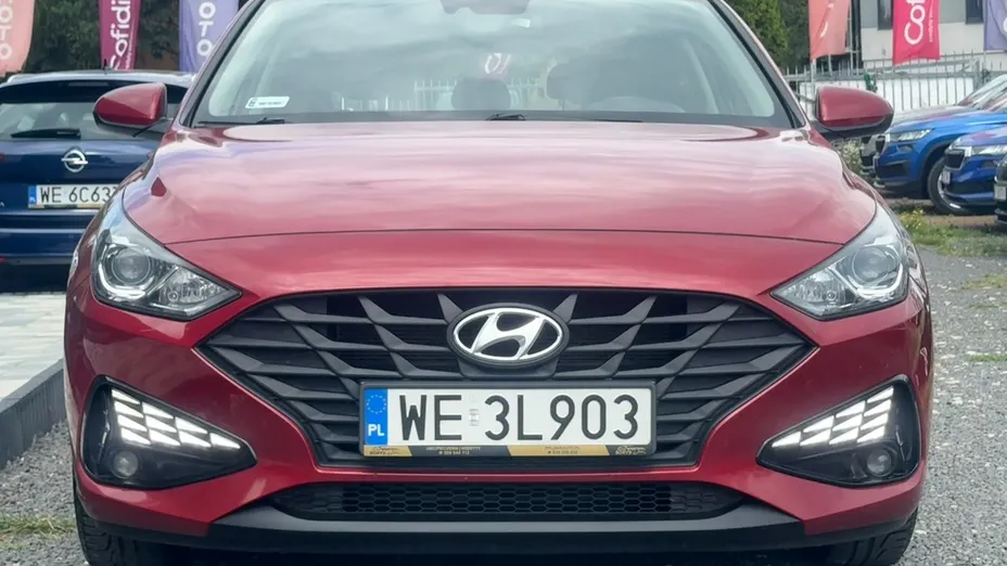 HYUNDAI i30 -