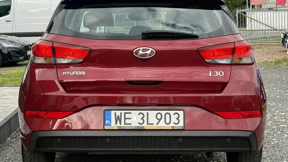 HYUNDAI i30 -