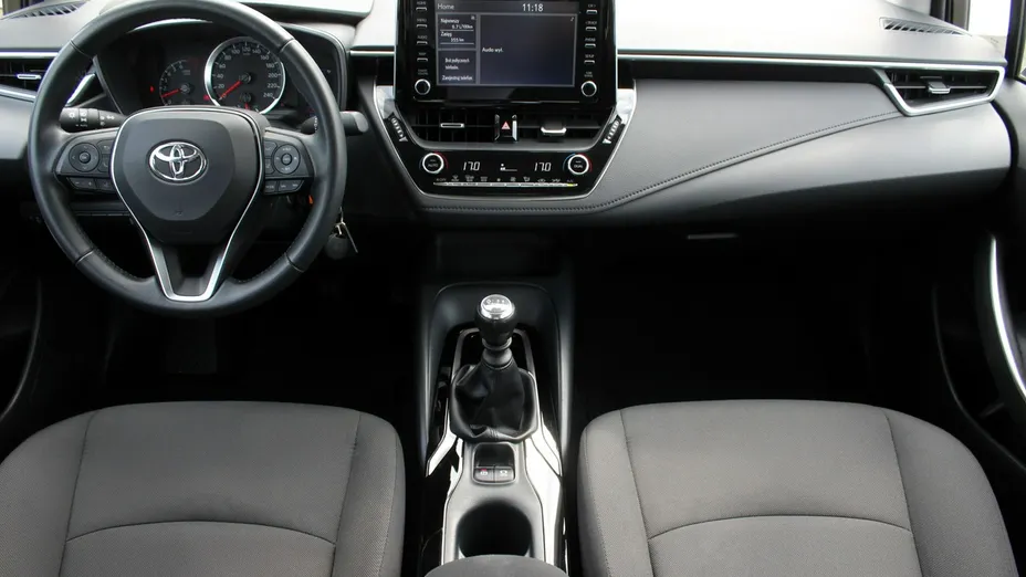 TOYOTA Corolla -