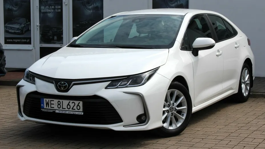 TOYOTA Corolla -