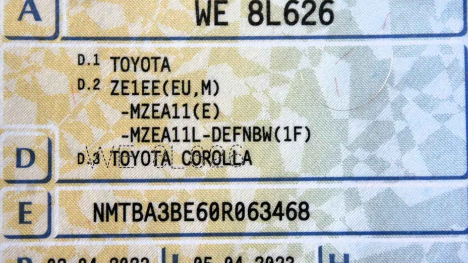 TOYOTA Corolla -