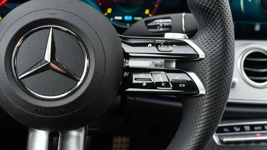 MERCEDES-BENZ E Klasa -
