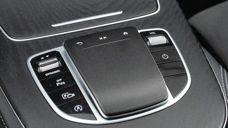 MERCEDES-BENZ E Klasa -