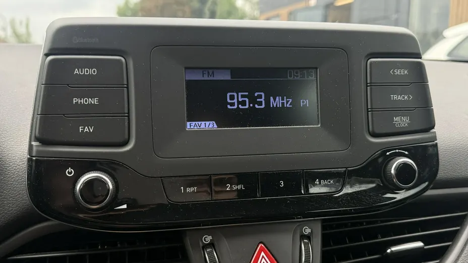 HYUNDAI i30 -