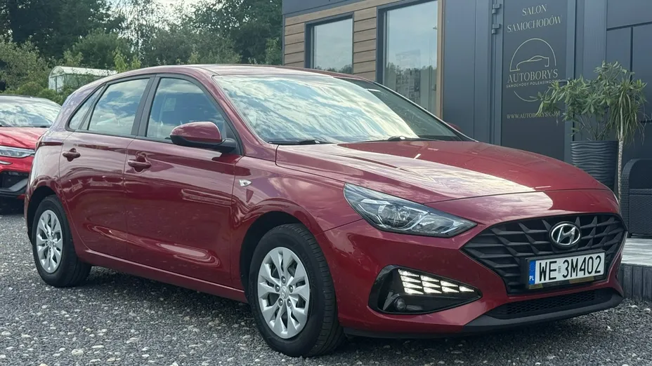 HYUNDAI i30 -