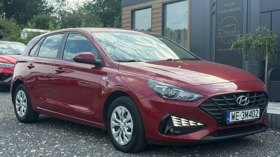 HYUNDAI i30 -
