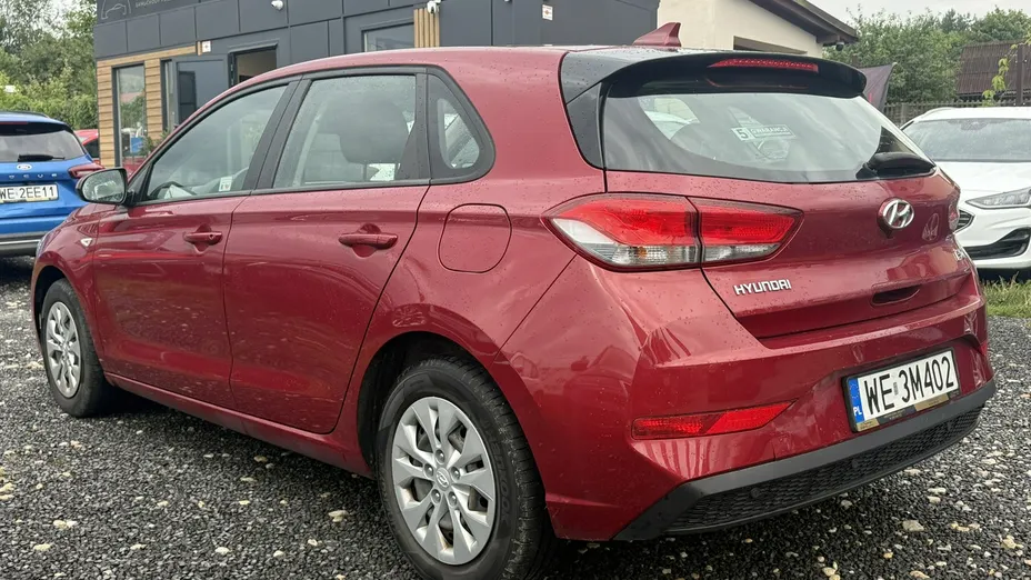 HYUNDAI i30 -