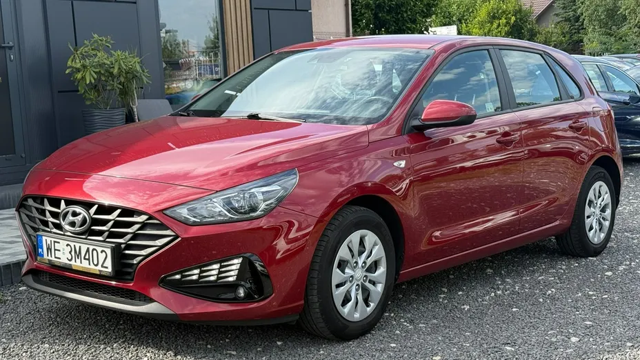 HYUNDAI i30 -