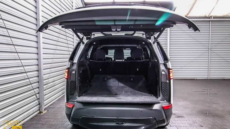 LAND ROVER Discovery -