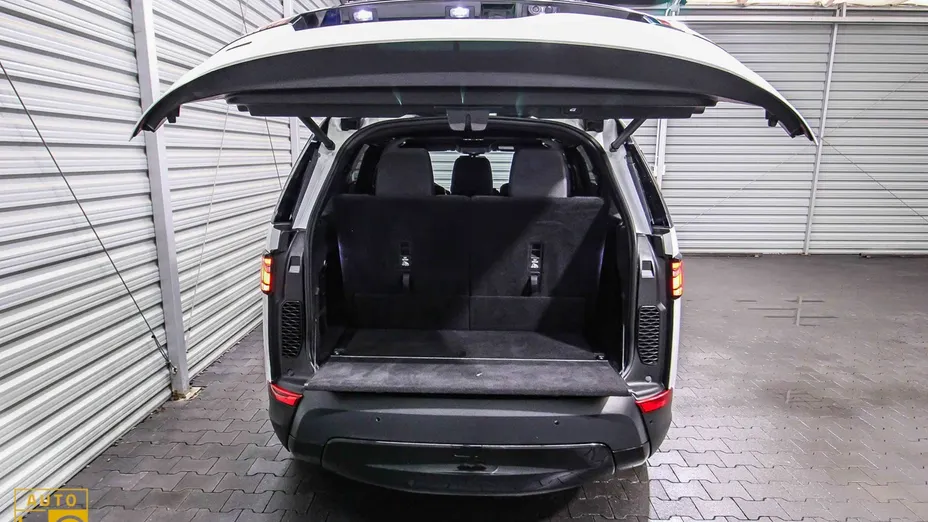 LAND ROVER Discovery -