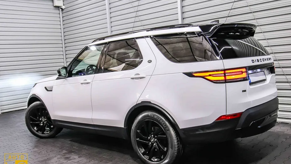 LAND ROVER Discovery -