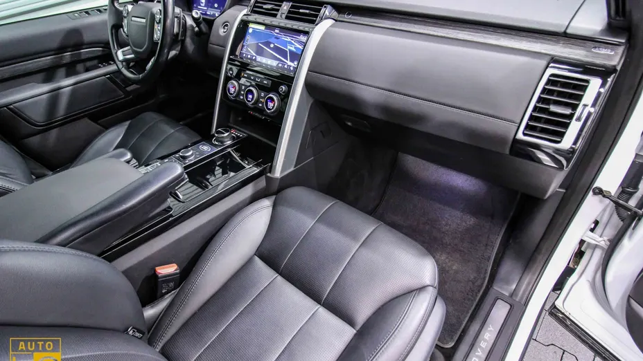 LAND ROVER Discovery -