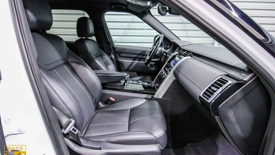 LAND ROVER Discovery -