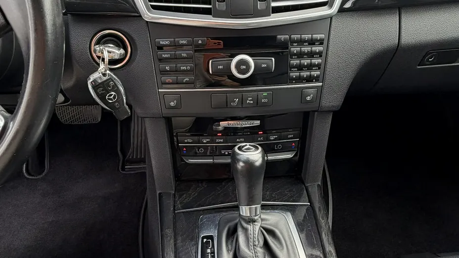 MERCEDES-BENZ E Klasa -