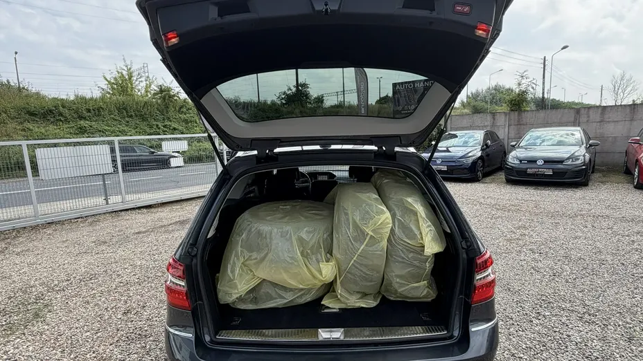 MERCEDES-BENZ E Klasa -
