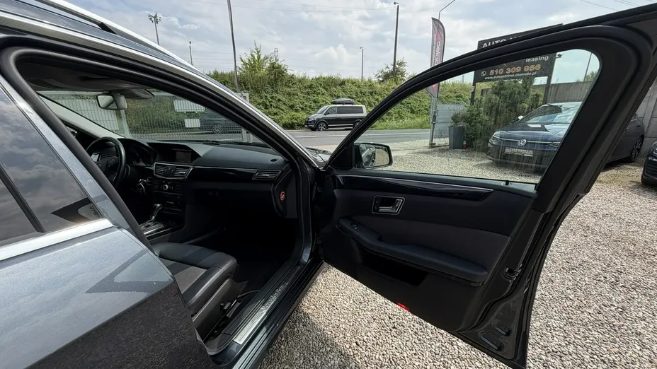 MERCEDES-BENZ E Klasa -