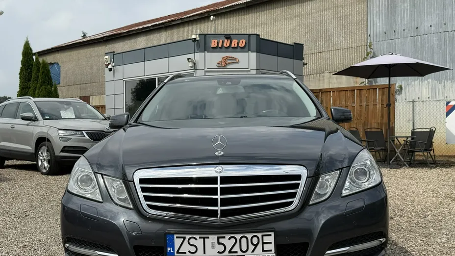 MERCEDES-BENZ E Klasa -
