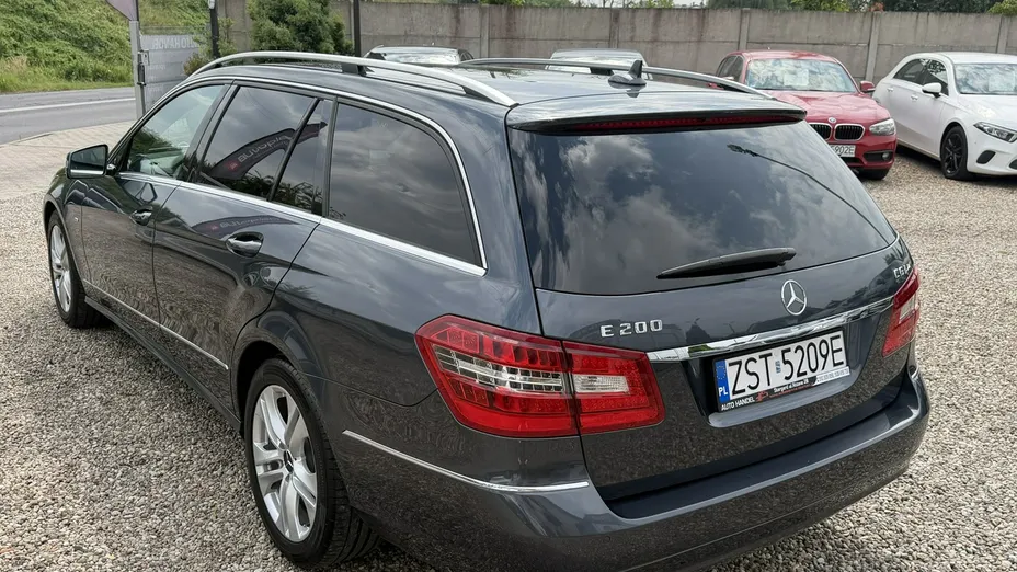 MERCEDES-BENZ E Klasa -