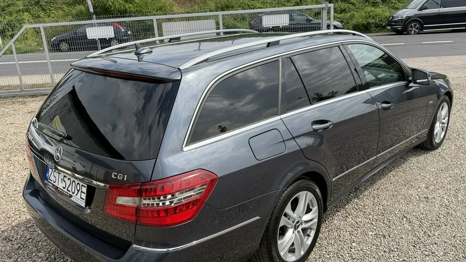 MERCEDES-BENZ E Klasa -