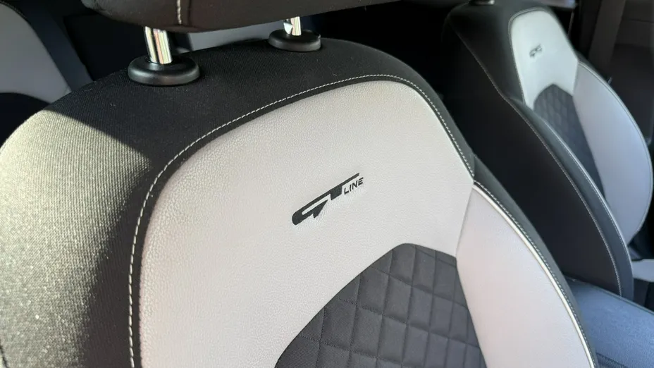 KIA ProCeed -